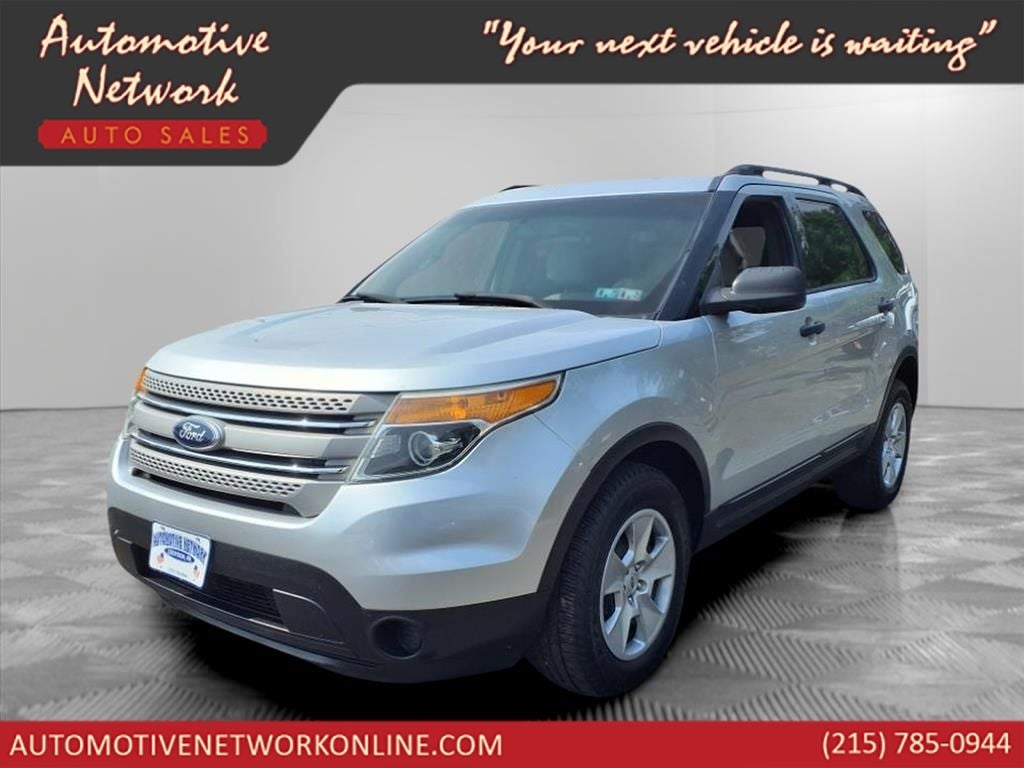 2014 Ford Explorer Base in Ingot Silver — front three-quarter view