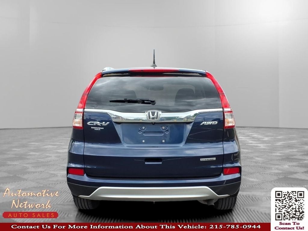 2015 Honda CR-V — interior view