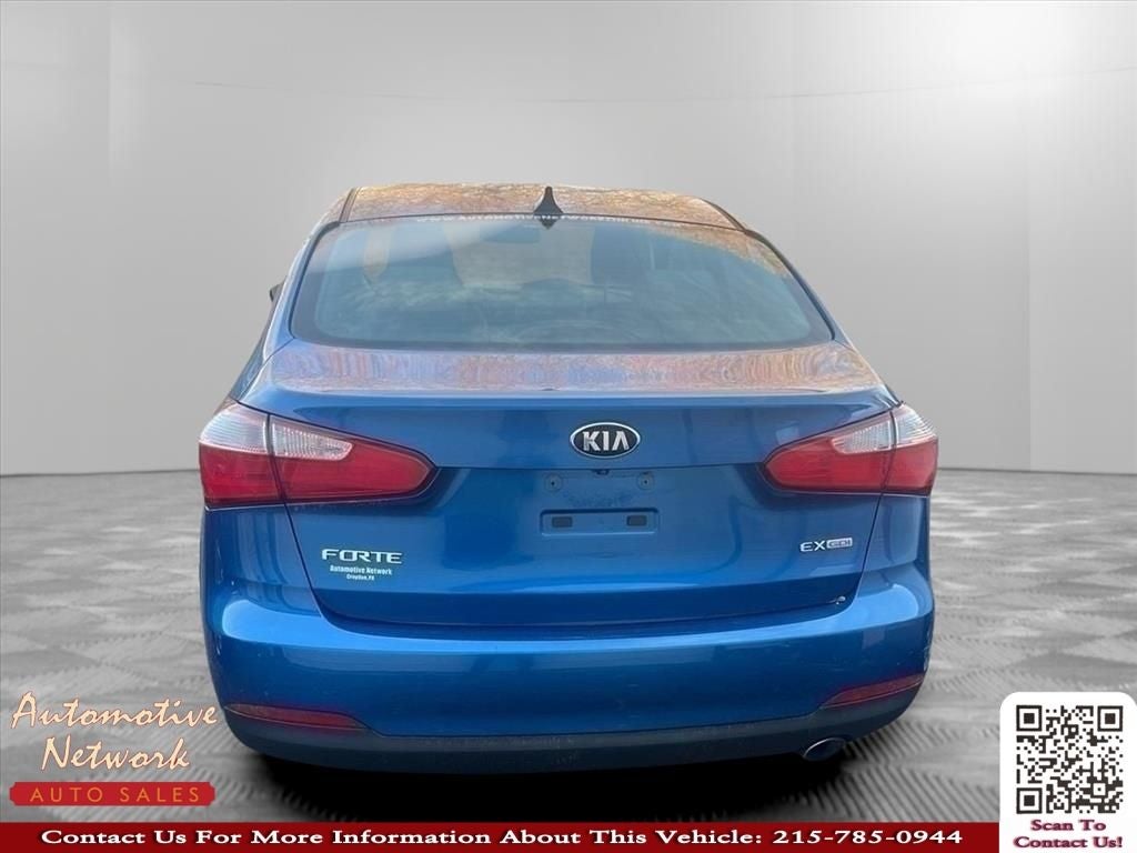 2015 Kia Forte — rear three-quarter view