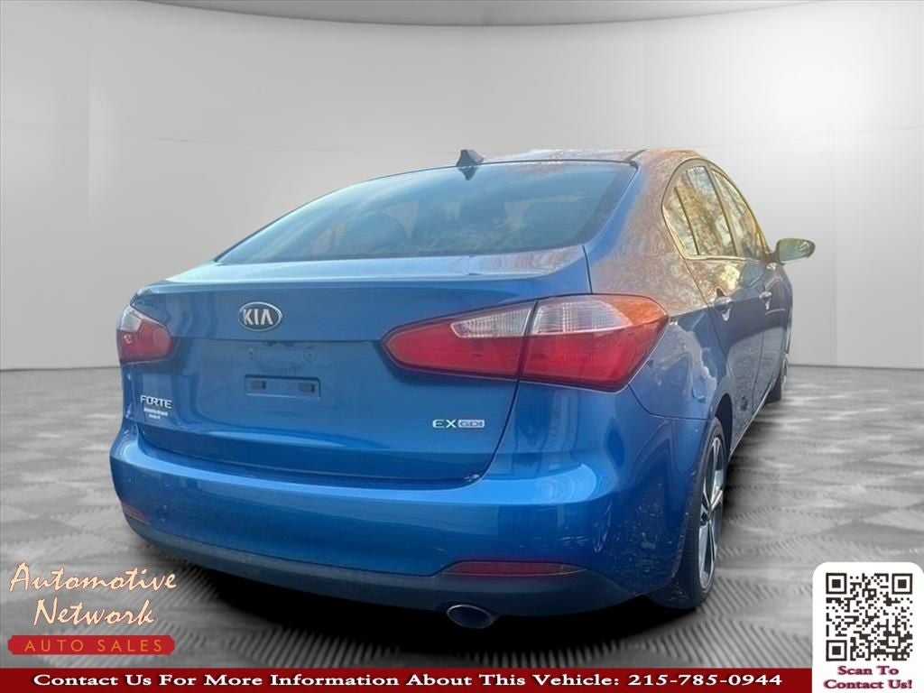 2015 Kia Forte — interior view